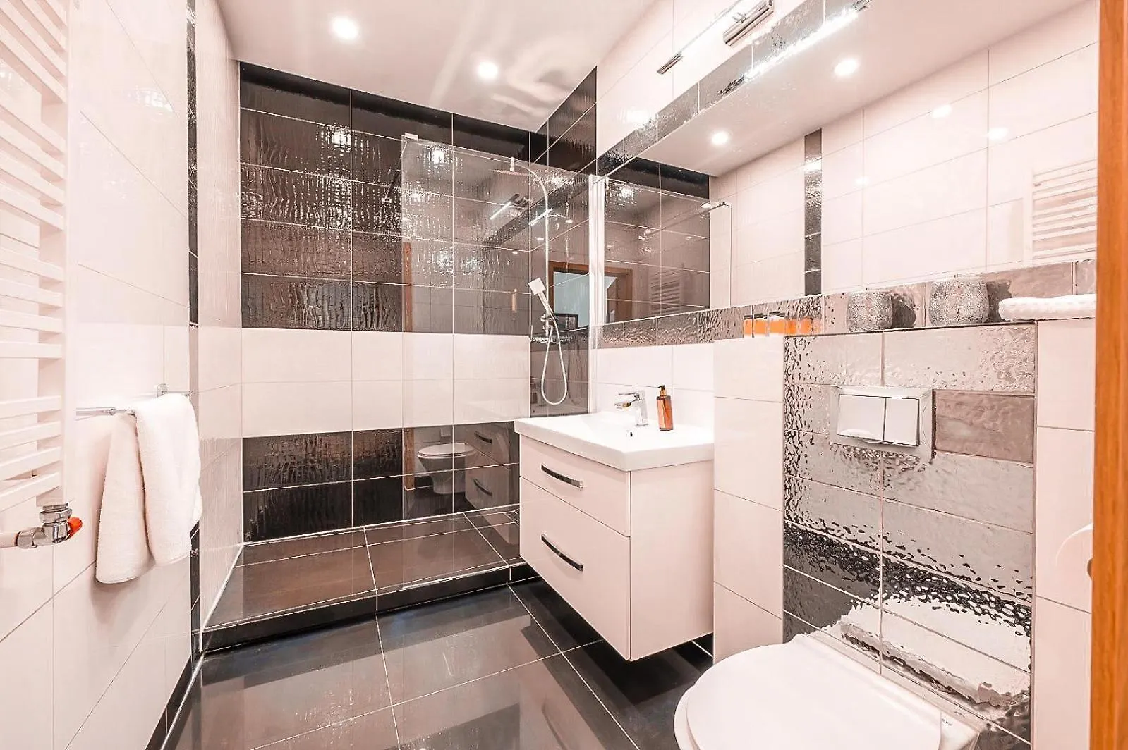 Katania Moxy Te&Am Cracow Apartment Krakow