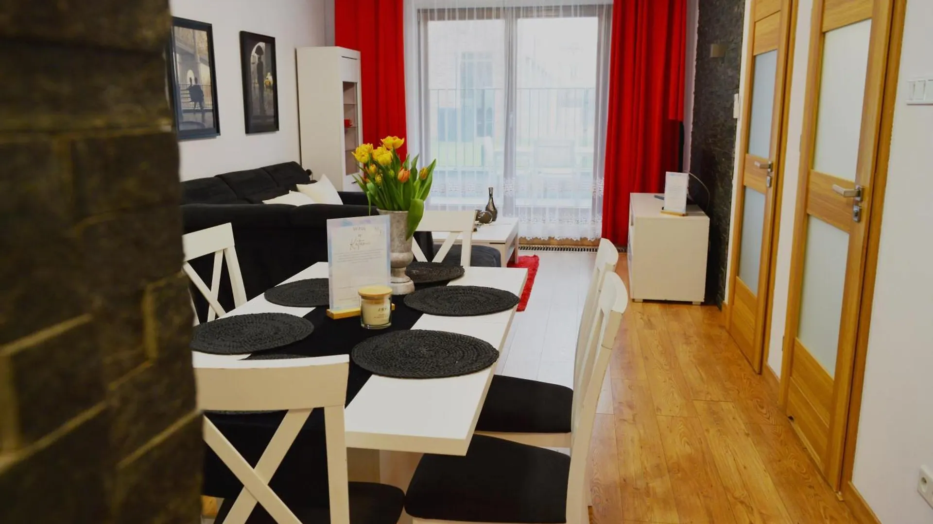 Katania Moxy Te&Am Cracow Apartment Krakow
